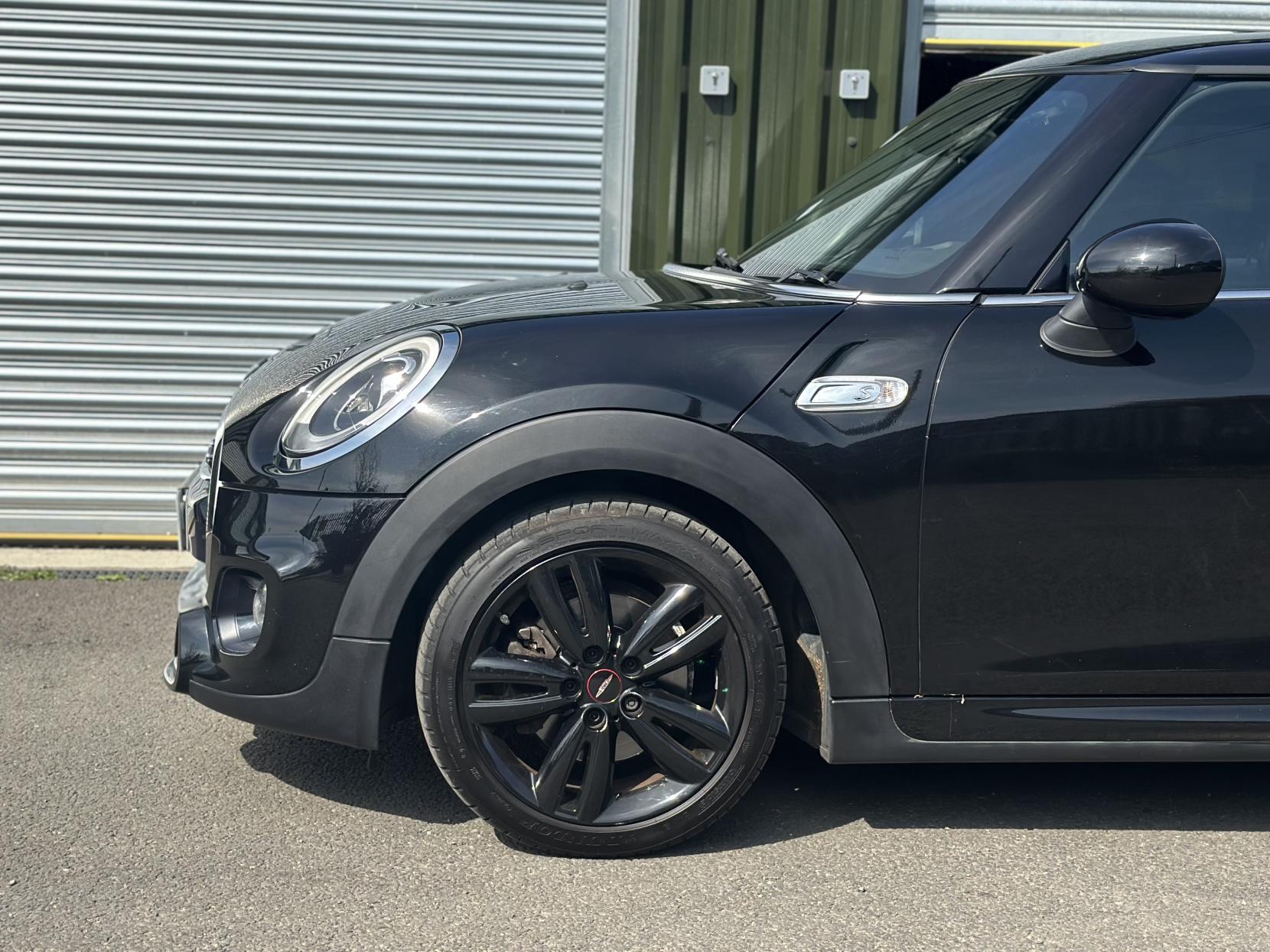 MINI Hatch 2.0 Cooper S Works Hatchback 3dr Petrol Manual Euro 6 (s/s) (210 ps)