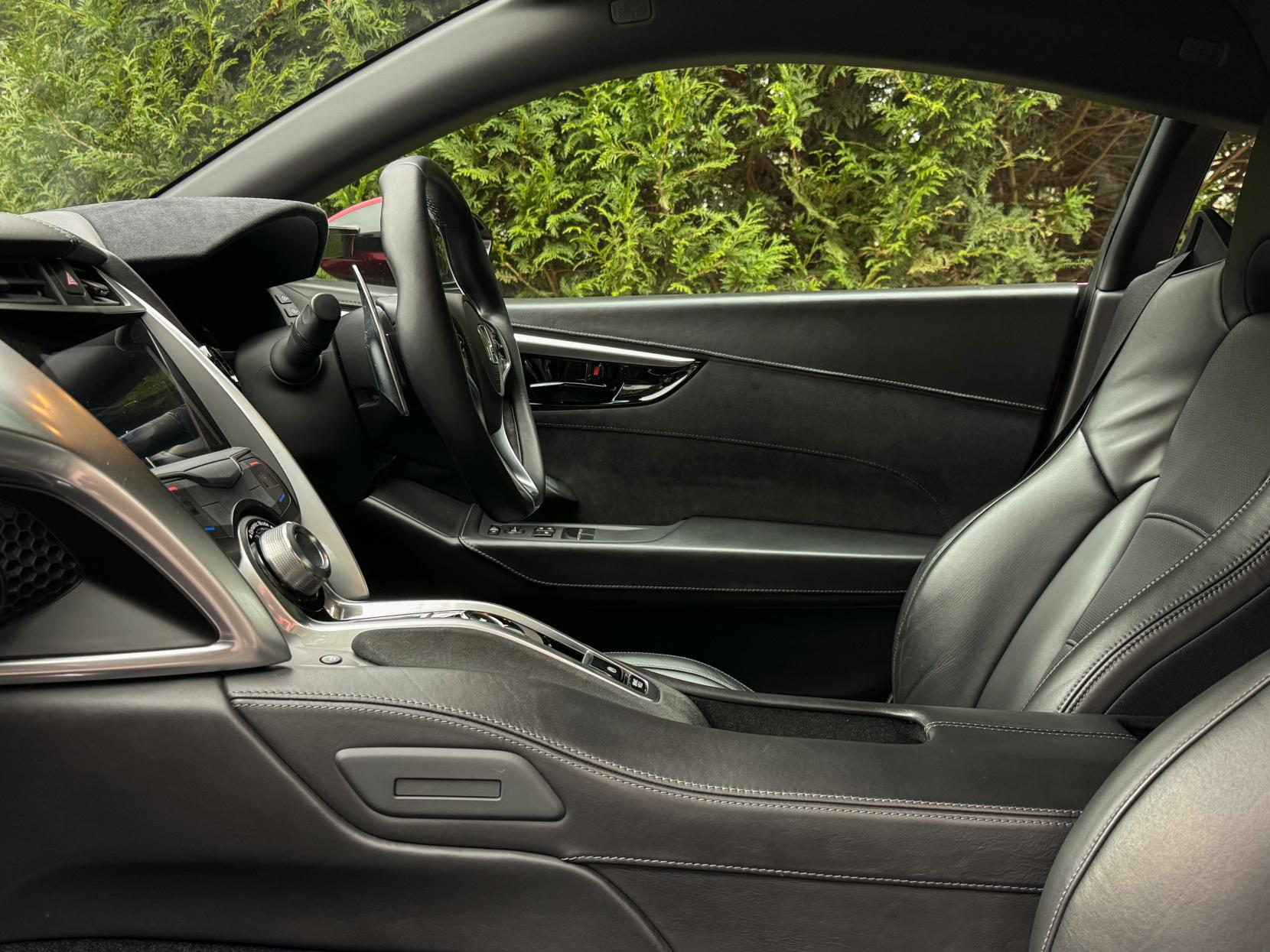 Honda NSX 3.5h V6 Coupe 2dr Petrol Hybrid E-DCT AWD Euro 6 (s/s) (581 ps)