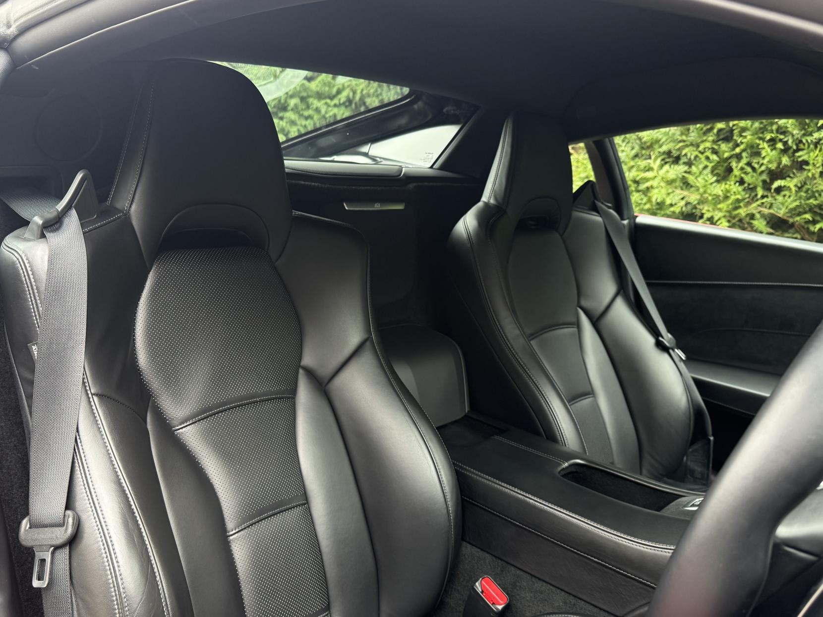 Honda NSX 3.5h V6 Coupe 2dr Petrol Hybrid E-DCT AWD Euro 6 (s/s) (581 ps)