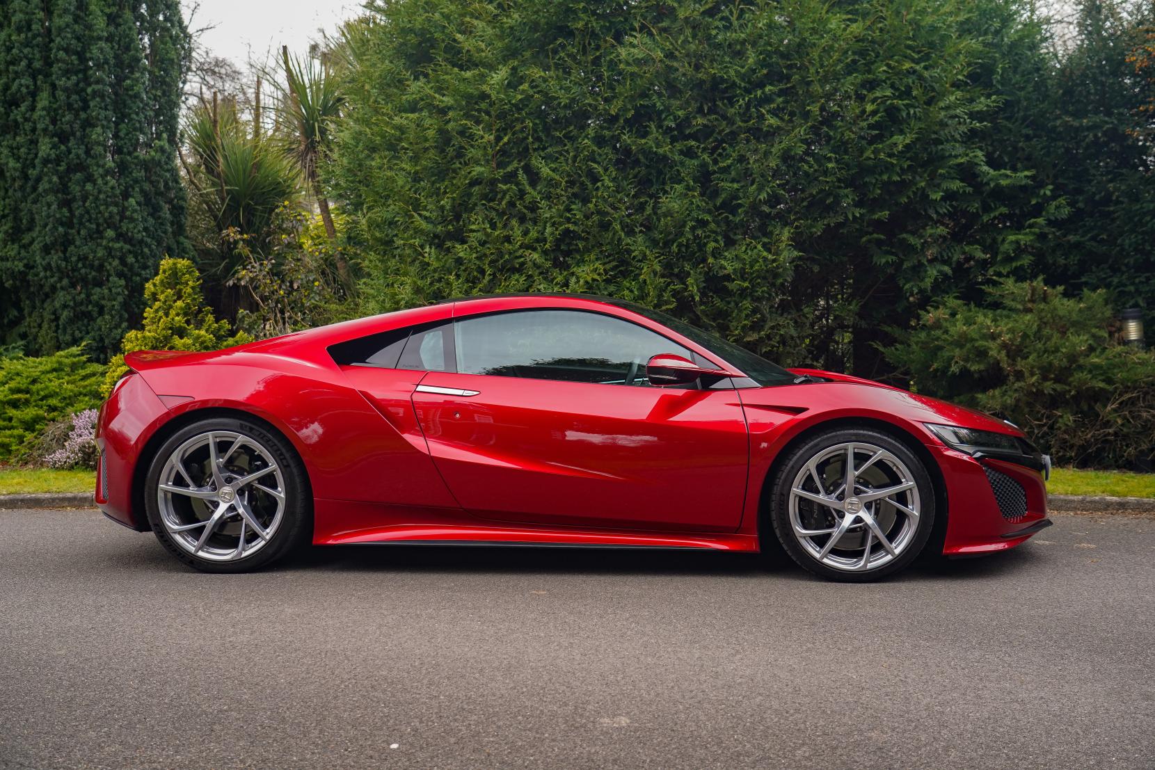Honda NSX 3.5h V6 Coupe 2dr Petrol Hybrid E-DCT AWD Euro 6 (s/s) (581 ps)