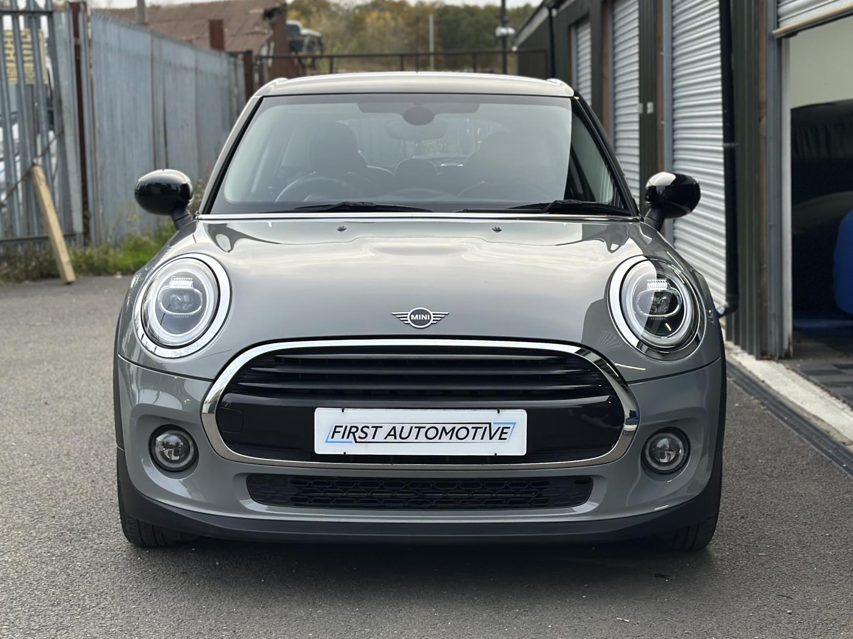 MINI Hatch 1.5 Cooper Classic Hatchback 5dr Petrol Manual Euro 6 (s/s) (136 ps)